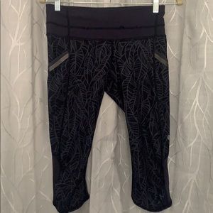Lululemon Cropped Running Leggings